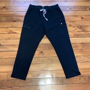 Womens figs pants -black